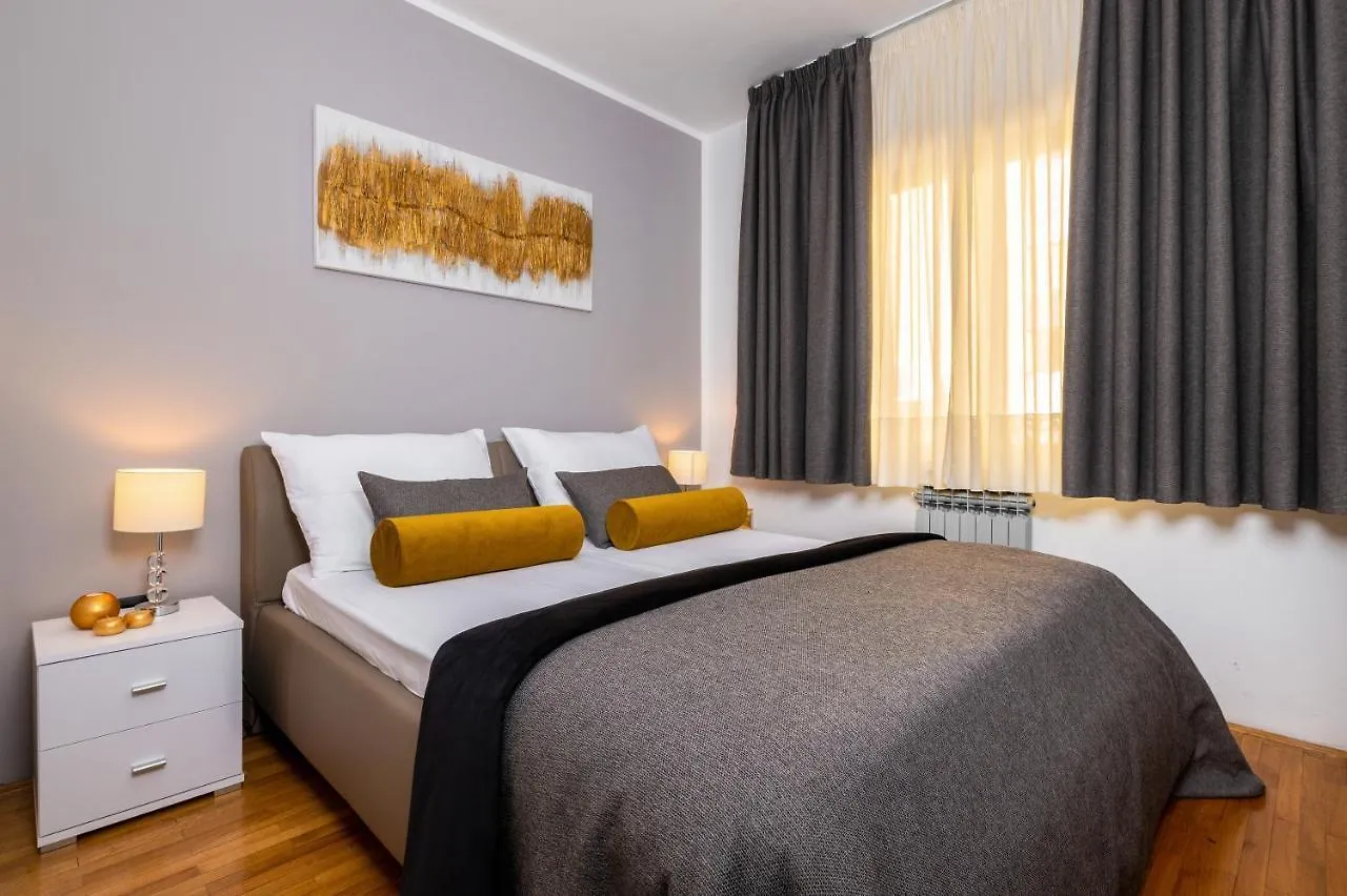 Apartments Valentino Rabac