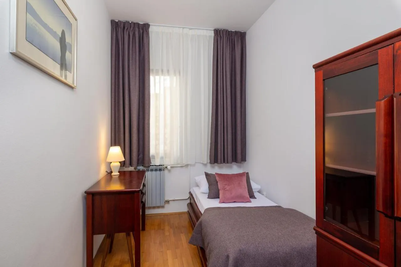 Apartments Valentino Rabac